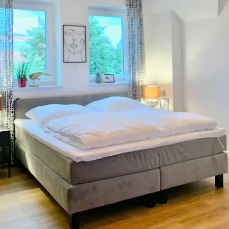 Neues Fuer Familien Mit Garten Und Sauna Casa de Férias *