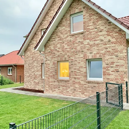 Neues Fuer Familien Mit Garten Und Sauna Holiday home Butjadingen