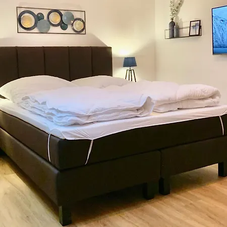 Neues Fuer Familien Mit Garten Und Sauna Butjadingen