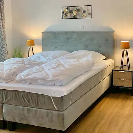 Neues Fuer Familien Mit Garten Und Sauna Butjadingen