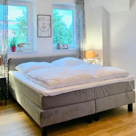 Neues Fuer Familien Mit Garten Und Sauna Butjadingen