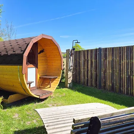 Neues Fuer Familien Mit Garten Und Sauna Casa de Férias *