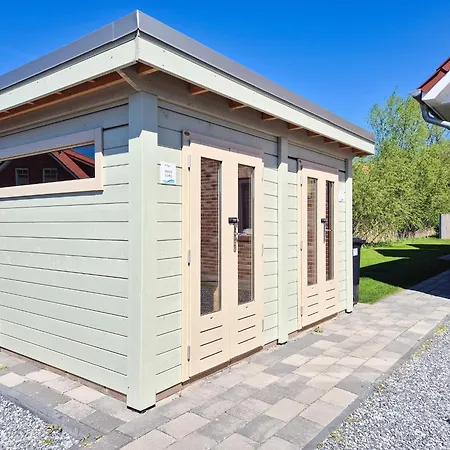 Neues Fuer Familien Mit Garten Und Sauna Butjadingen