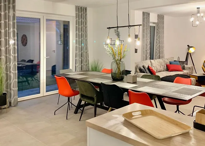 Neues Für Familien Mit Garten Und Sauna